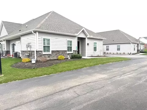 1038 Bayberry Dr, Waynesville, OH 45068