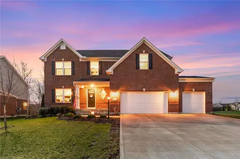 9562 Aspen Brook Ct, Centerville, OH 45458