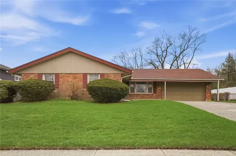 428 Cherrywood Dr, Fairborn, OH 45324