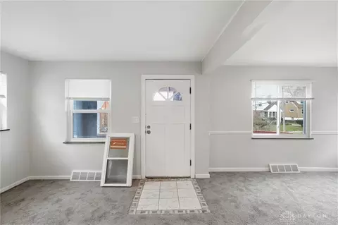 Entry Way - 3249 Brater Ave, Cincinnati, OH 45238 photo 1 of 7