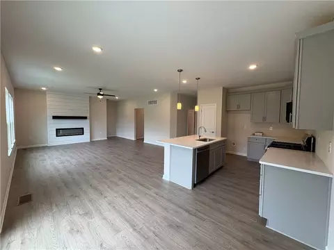 40 Chestnut St, Springboro, OH 45066 photo 3