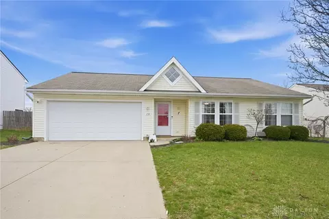 1194 Bugle Bluff Ct, Lebanon, OH 45036