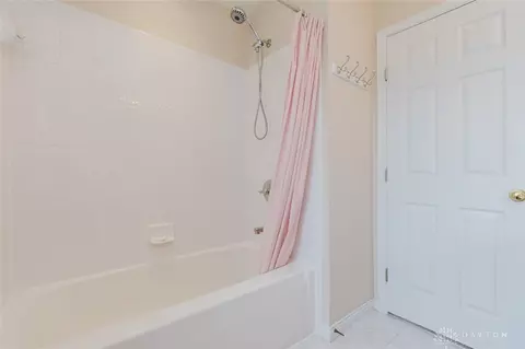 Bath - 9741 Olde Georgetown Way, Centerville, OH 45458 photo 4 of 5