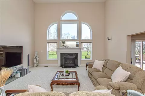Living - 9741 Olde Georgetown Way, Centerville, OH 45458 photo 2 of 5