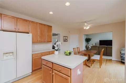 Kitchen - 9741 Olde Georgetown Way, Centerville, OH 45458 photo 3 of 5