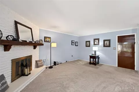 Living - 5907 Red Coach Rd, Dayton, OH 45429 photo 6 of 6
