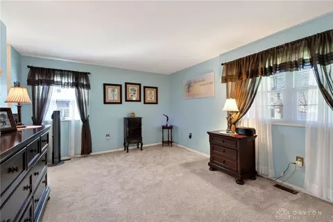 Bedroom - 5907 Red Coach Rd, Dayton, OH 45429 photo 1 of 7