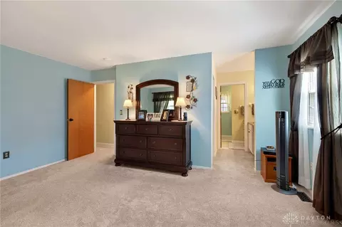 Bedroom - 5907 Red Coach Rd, Dayton, OH 45429 photo 3 of 7