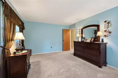 Bedroom - 5907 Red Coach Rd, Dayton, OH 45429 photo 4 of 7