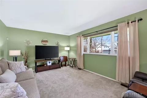 Living - 5907 Red Coach Rd, Dayton, OH 45429 photo 1 of 6