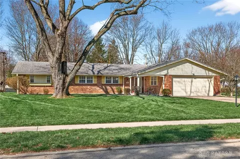 5907 Red Coach Rd, Dayton, OH 45429