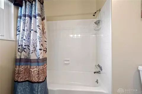 Bath - 5907 Red Coach Rd, Dayton, OH 45429 photo 7 of 7