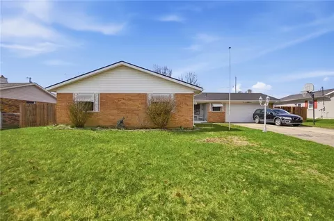 111 Villa Dr, New Carlisle, OH 45344