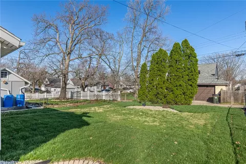 Exterior - 2704 Aerial Ave, Kettering, OH 45419 photo 5 of 7