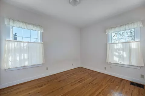 Bedroom - 2704 Aerial Ave, Kettering, OH 45419 photo 3 of 8