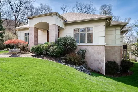 Exterior - 453 Timberlea Trl, Kettering, OH 45429 photo 3 of 18