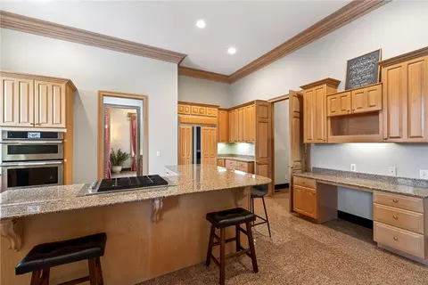 Kitchen - 453 Timberlea Trl, Kettering, OH 45429 photo 6 of 9