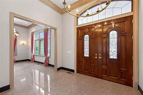 Entry Way - 453 Timberlea Trl, Kettering, OH 45429 photo 2 of 6