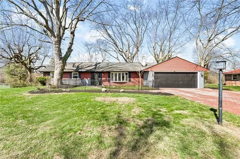 2197 Bending Willow Dr, Kettering, OH 45440