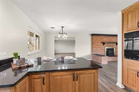 Kitchen - 2197 Bending Willow Dr, Kettering, OH 45440 photo 7 of 8