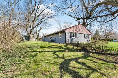 Exterior - 2197 Bending Willow Dr, Kettering, OH 45440 photo 9 of 10