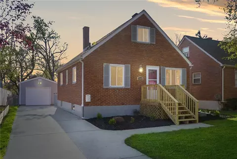 2504 Hazelwood Ave, Kettering, OH 45419