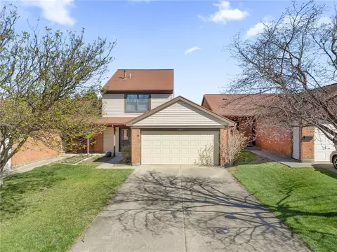 3114 Cymar Dr, Beavercreek, OH 45434