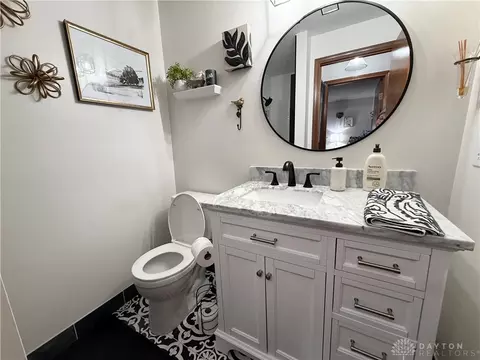 Bath - 4416 Timberwilde Dr, Kettering, OH 45440 photo 4 of 4