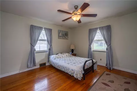 Bedroom - 639 Storms Rd, Kettering, OH 45429 photo 1 of 5