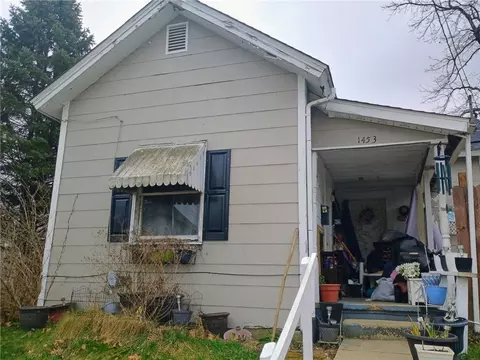 1453 W Clark St, Springfield, OH 45506