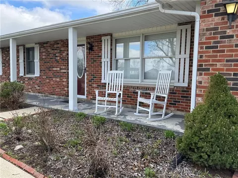 210 Baker Ln, Carlisle, OH 45005 photo 3