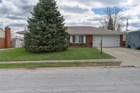 462 Faculty Dr, Fairborn, OH 45324