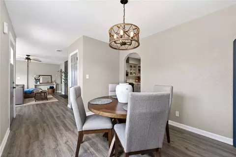 Dining - 3854 Shroyer Rd, Kettering, OH 45429 photo 2 of 2