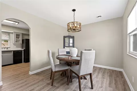 Dining - 3854 Shroyer Rd, Kettering, OH 45429 photo 1 of 2