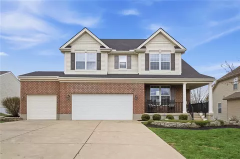 1155 Lake Field Dr, Lebanon, OH 45036