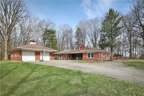 375 N Fostoria Ave, Springfield, OH 45503