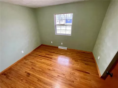 Bedroom - 130 E Chicago St, Eaton, OH 45320 photo 5 of 5