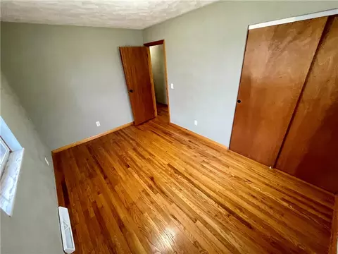Bedroom - 130 E Chicago St, Eaton, OH 45320 photo 4 of 5