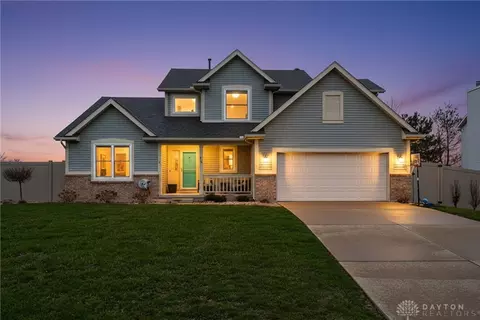800 Antler Ct, Piqua, OH 45356