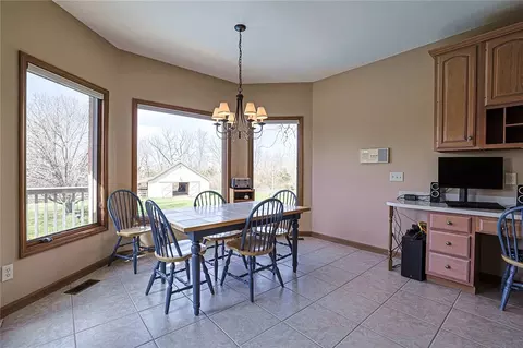 Dining - 7259 State Route 48, Springboro, OH 45066 photo 5 of 5