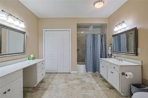 Bath - 7259 State Route 48, Springboro, OH 45066 photo 6 of 6