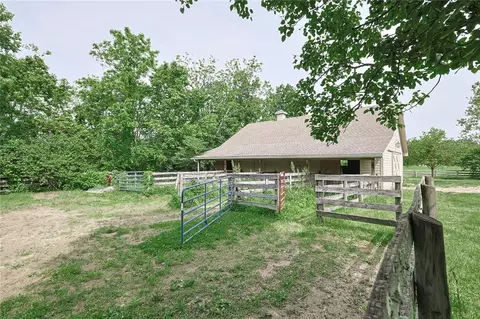 Exterior - 7259 State Route 48, Springboro, OH 45066 photo 22 of 24