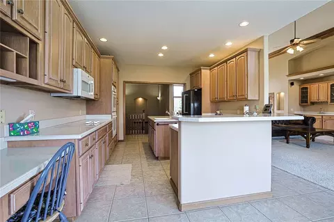 Kitchen - 7259 State Route 48, Springboro, OH 45066 photo 3 of 4