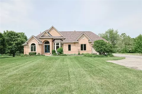 Exterior - 7259 State Route 48, Springboro, OH 45066 photo 3 of 24