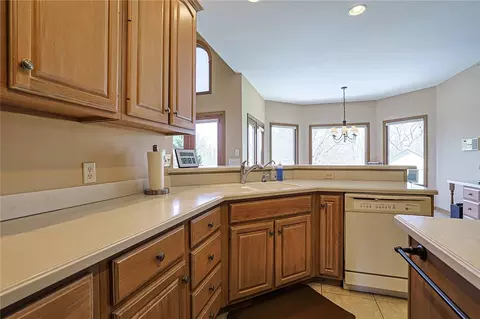 Kitchen - 7259 State Route 48, Springboro, OH 45066 photo 2 of 4