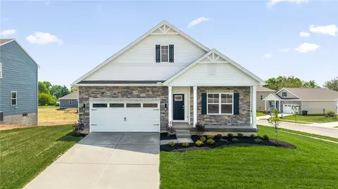 461 Hollywood Blvd, Xenia, OH 45385