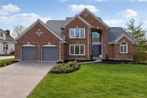 7389 Saint Ives Pl, West Chester, OH 45069
