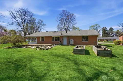 Exterior - 2361 Colony Way, Kettering, OH 45440 photo 11 of 13
