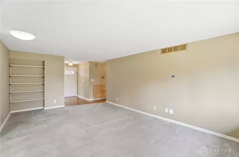 Living - 2361 Colony Way, Kettering, OH 45440 photo 3 of 13