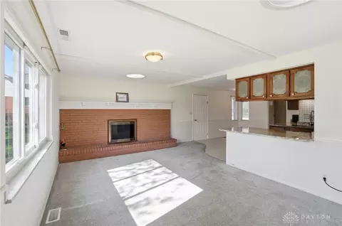Living - 2361 Colony Way, Kettering, OH 45440 photo 9 of 13